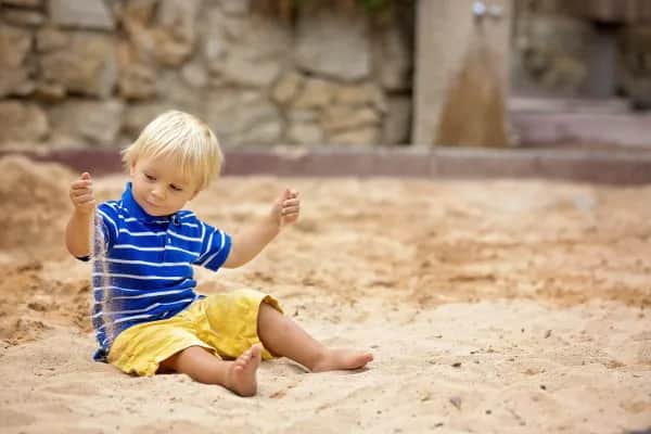 Welcher Sand ist am besten für den Sandkasten?